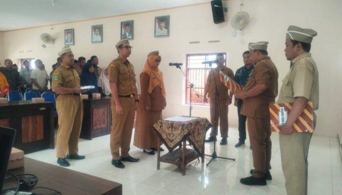 Kasi Pemerintahan dan Kamituwo Desa Sukomoro Magetan Dilantik