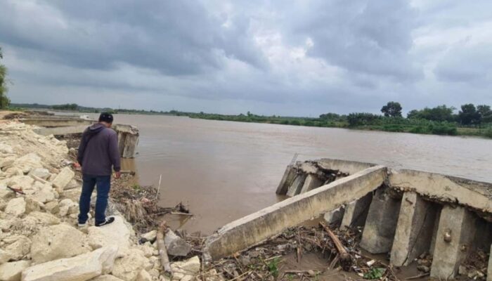 Mega Proyek Tanggul 40 Miliar Baru Diperbaiki, Kini Ambrol Lagi