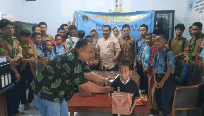PWI Lumajang Santuni Anak Yatim Piatu Sambut HPN 2026