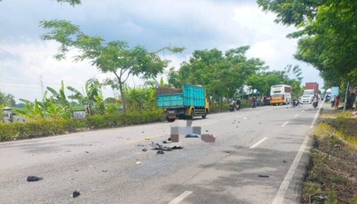 Akibat Tak Hati-hati Saat Menyeberang, Pemotor Ini Tewas Diseruduk XPander