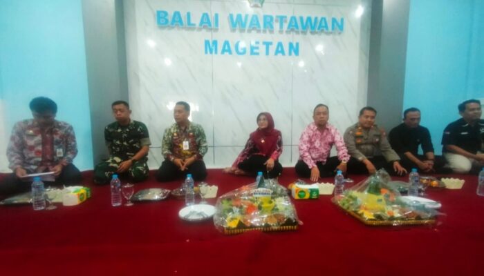 Resmikan Balai Wartawan, Bupati Nanik: Pers Sehat Pilar Bangsa Kuat