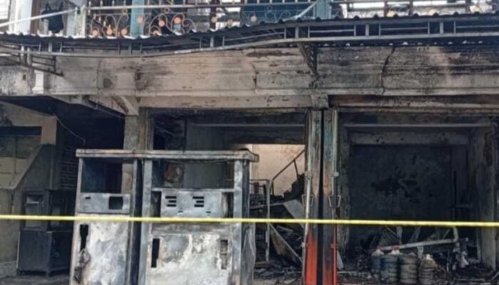 Ruko dan Pajero Ludes Terbakar di Kebonsari Madiun