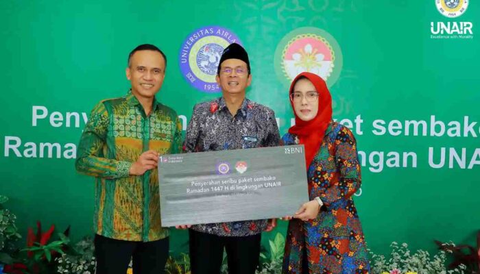 Ramadan 1447 H, Kolaborasi DWP Unair dan BNI Tebar 1.000 Paket Sembako