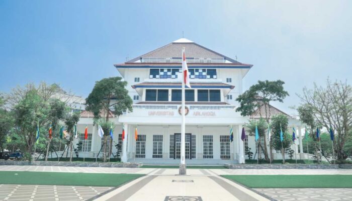 UNAIR Tembus Peringkat Dunia QS WUR 2026, 3 Bidang Jadi Nomor 1 di Indonesia