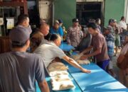 Pembagian Ratusan Sembako Jadi Ritual Syukur Rutin Candra di Jombang Jelang Lebaran