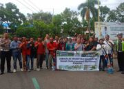 Jurnalis Magetan Bersatu Bagi-bagi Paket Sembako dan Takjil