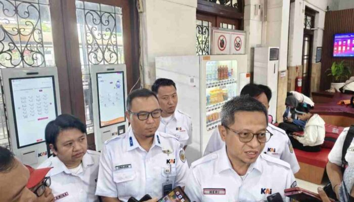 KAI Commuter Layani Rute Surabaya-Probolinggo, Ratusan Penumpang di Hari Perdana