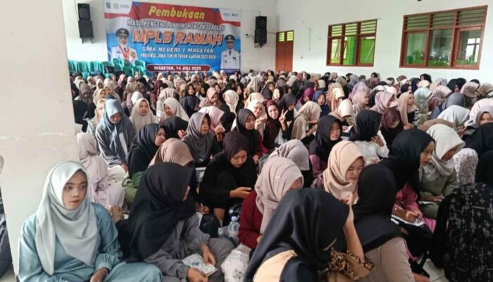 SMKN 1 Magetan Godok Siswanya dalam Pondok Ramadan