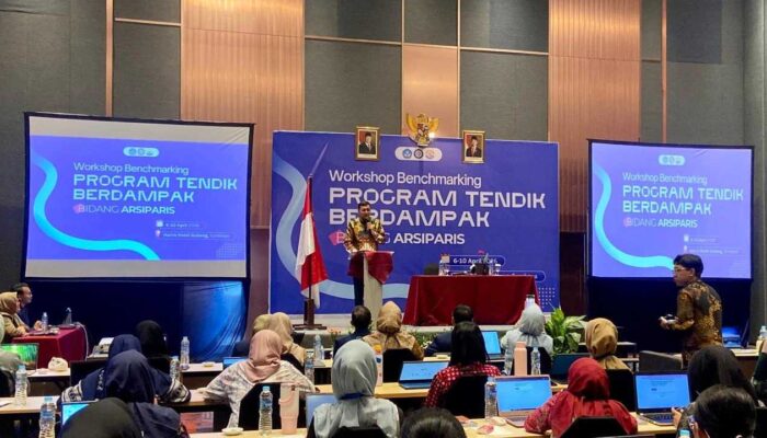 Kemendiktisaintek Dorong Arsiparis Kampus Kuasai AI Lewat Workshop Nasional di Surabaya