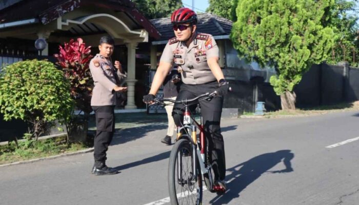 Polisi Sehat, Lingkungan Hebat! Kapolres Magetan Contohkan Bike to Work