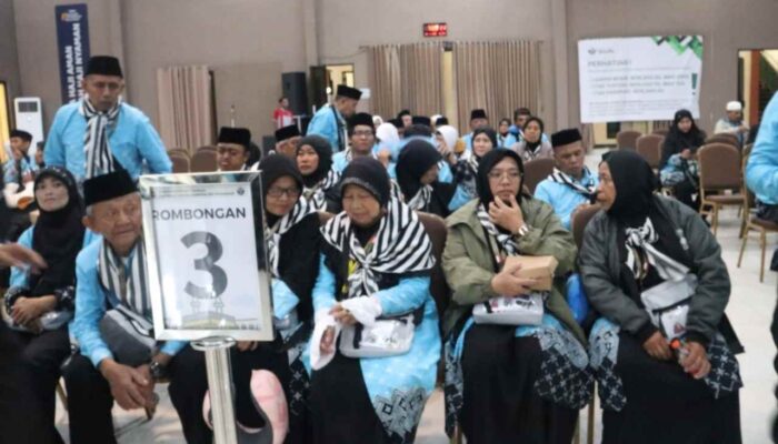 Update Haji 2026: Ribuan Jemaah Diterbangkan dari Surabaya, Lansia dan Disabilitas Diperhatikan