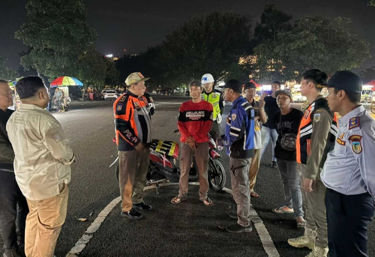Parkir liar