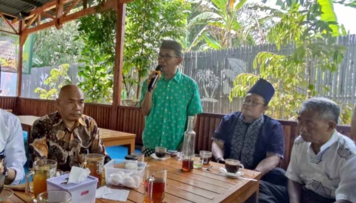 Propesor, Kelompok Kritis yang Berorientasi Multi Sentris