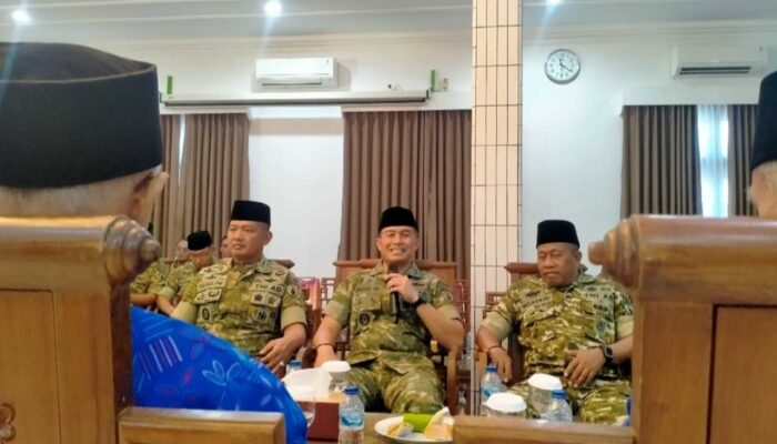 Silaturahmi ke Ponpes Wali Barokah, Dandim Kediri Dorong Penguatan Wasbang Santri