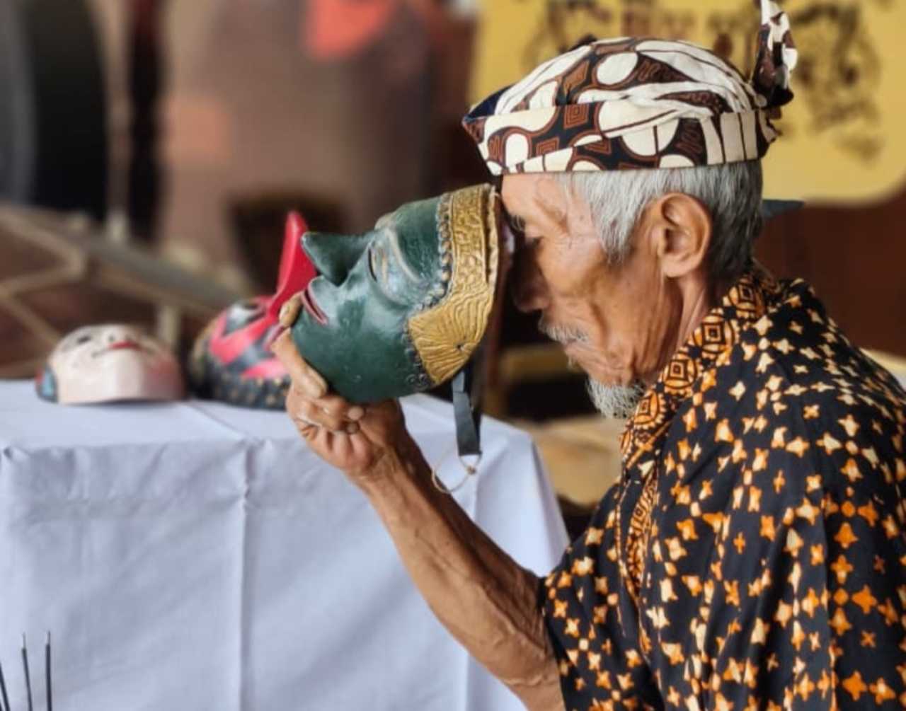 Topeng ki purwo