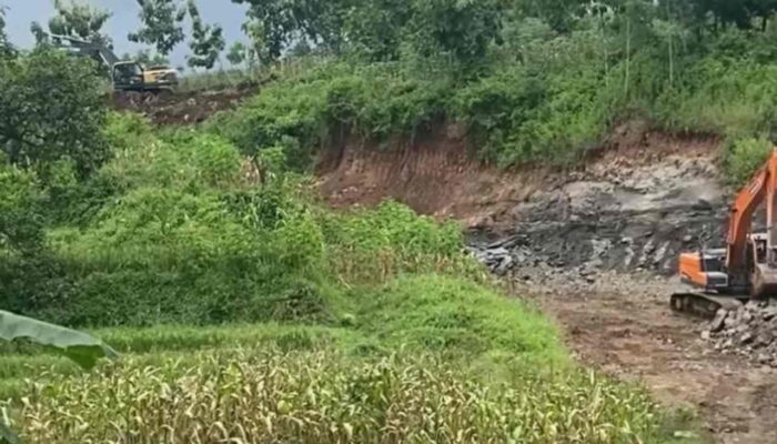 Warga Desa Mojoduwur, Desak Pengurus Tambang Wajib Realisasikan CSR