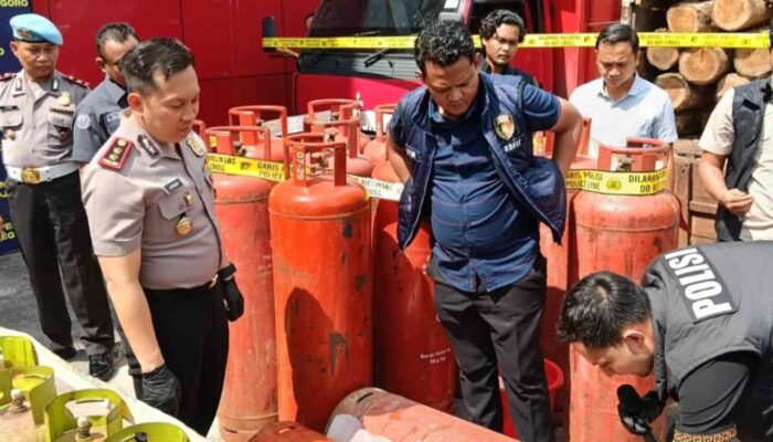 Bongkar Ilegal Logging di Bubulan, Satreskrim Polres Bojonegoro Sita 46 Batang Kayu Jati