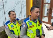Polisi Fokus Selidiki Tabrakan Taksi Listrik dan KRL di Perlintasan Bekasi Timur