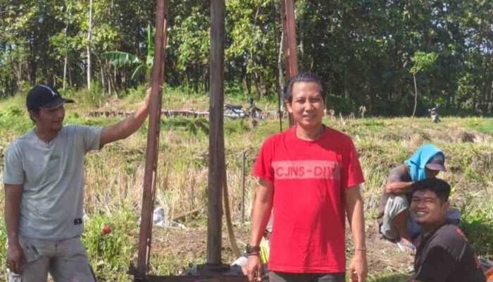 Peduli Ketahanan Pangan, Ama Siswanto Bangun 9 Sumur Bor di Area Persawahan Plandaan Jombang