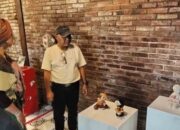 Dialog Sunyi dengan Tanah Liat, Perjalanan Cinta yang Menjelma Karya Abadi