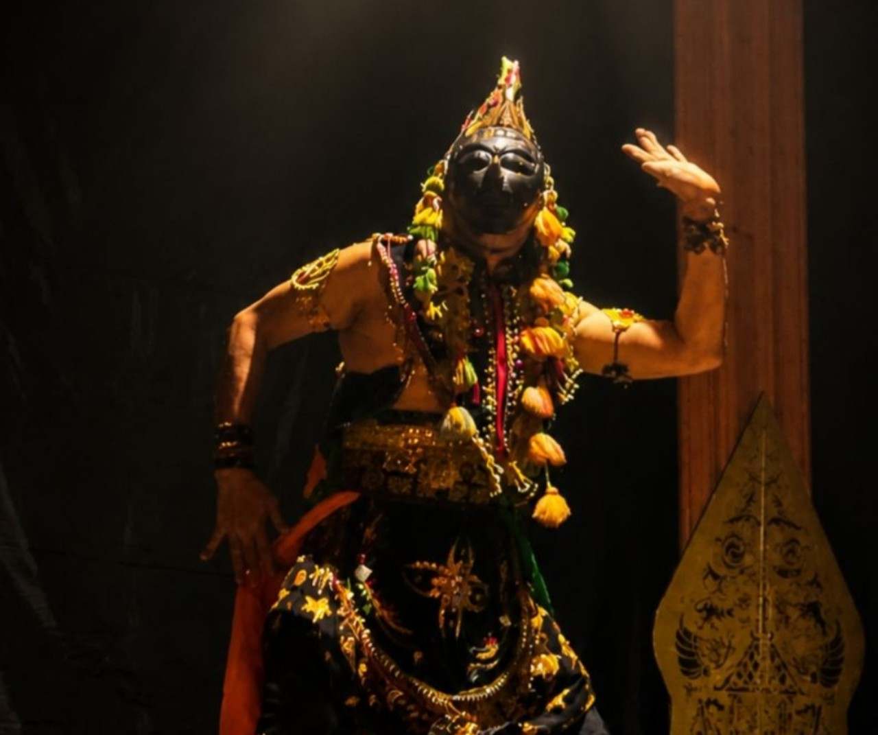 Tari Kelono