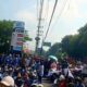 Ribuan Massa Kepung DPRD Lumajang, Aksi Dukung Program MBG