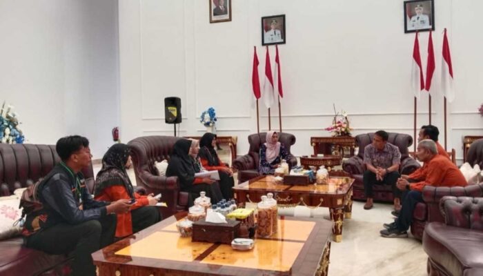 Terima Kedatangan BPS, Bupati Bojonegoro Minta Masyarakat Sukseskan SE2026