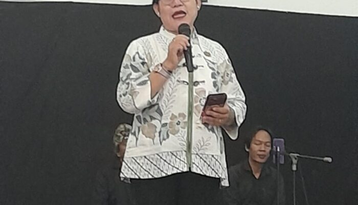 Pegiat Seni Digembleng Ilmu Skenario Lewat Workshop Teater Jombangan