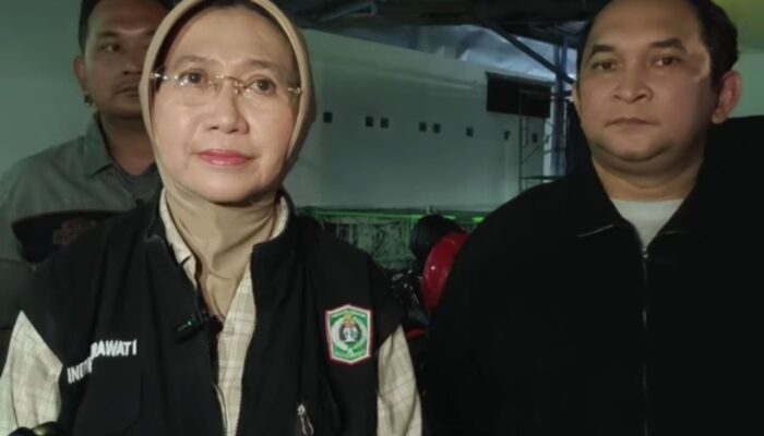 Bupati Lumajang Gerebek Toko Miras, Ultimatum Pedagang Nakal Akan Disita Semua