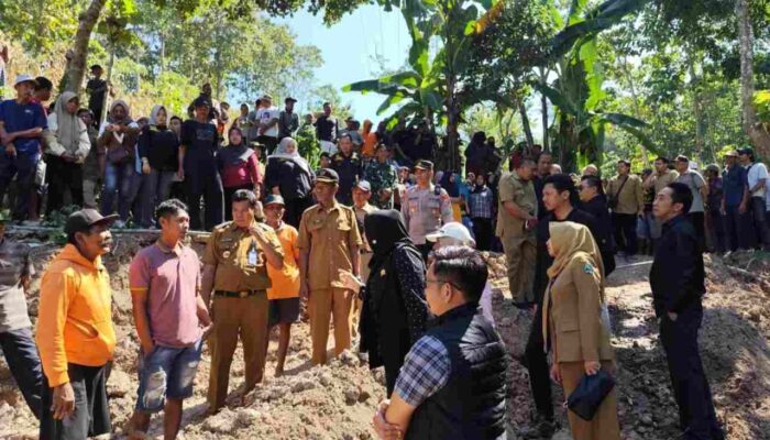 Sidak Tambang Sayutan, DPRD dan ESDM Jatim Sepakat Hentikan Penambangan