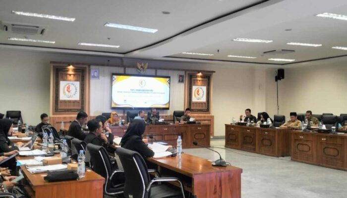 Rapat Banggar DPRD Bojonegoro Pertanyakan Kenaikan Belanja Rp150 Miliar