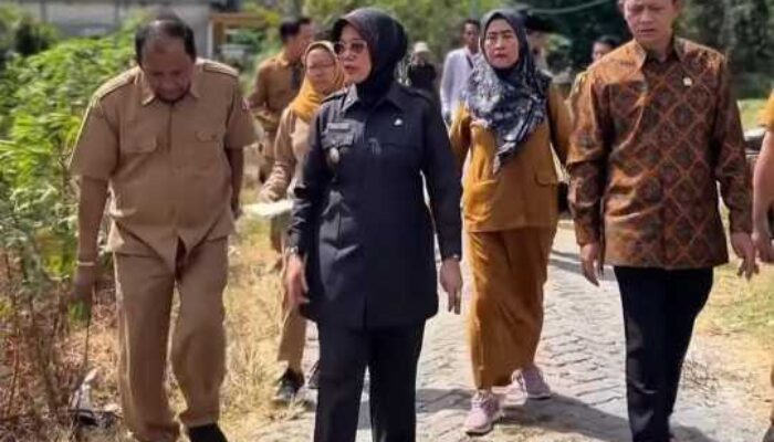 Tinjau Desa Rawan Kekeringan, Pemkab Bojonegoro Siapkan Solusi Jangka Panjang