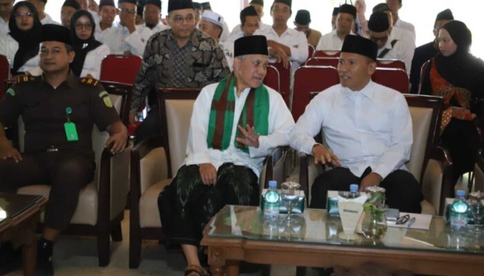 Pelantikan Pengurus Forum Silaturrohmi Kiai dan Santri Indonesia Dihadiri Plt Bupati Tulungagung ABAH