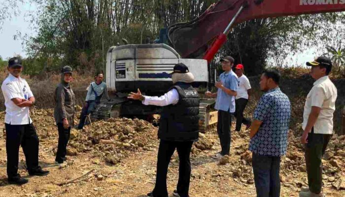 Jual Material Tak Berizin, Satpol PP Geruduk Lokasi Galian C di Drokilo Bojonegoro
