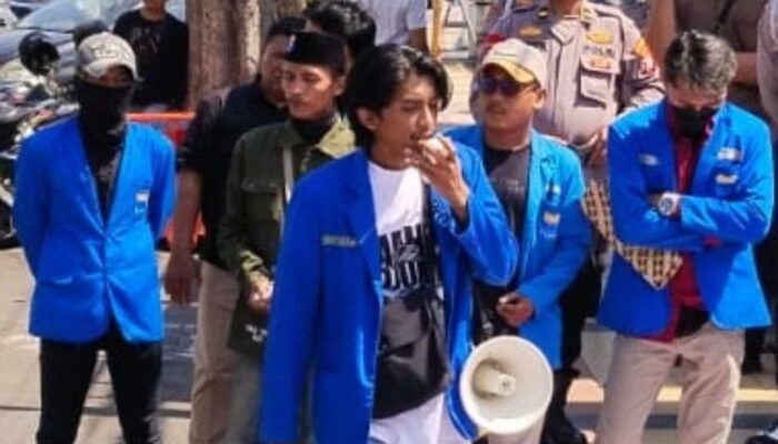 Anatomi Karut Marut Tata Kelola Tambang Pasir di Lumajang: Antara Kekayaan Alam, Kebuntuan Regulasi, dan Tantangan Reformasi