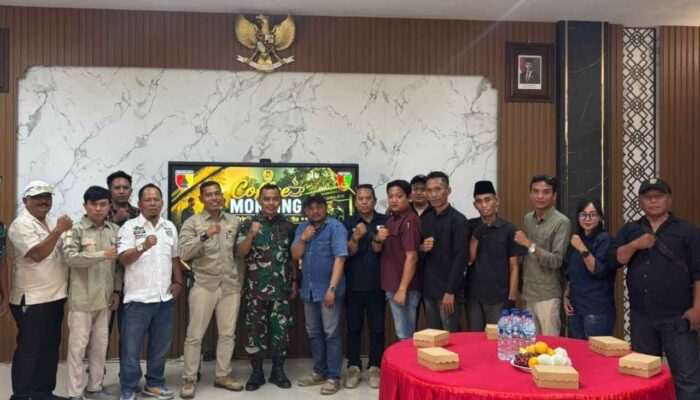 Gelar Coffee Morning Bersama Media Bojonegoro , Brigif TP-33/Naga Sesha Jaga Ruang Publik Kondusif