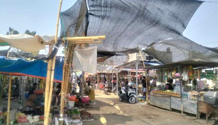 PKL Lesehan Jalan KH Mansyur Marak Lagi, Pedagang Pasar Bojonegoro Tuntut Ketegasan Pemkab
