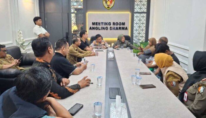 RJ Meski Alot, Terduga Pencuri 2 Batang Kayu Jati Suginanto Akhirnya Bebas