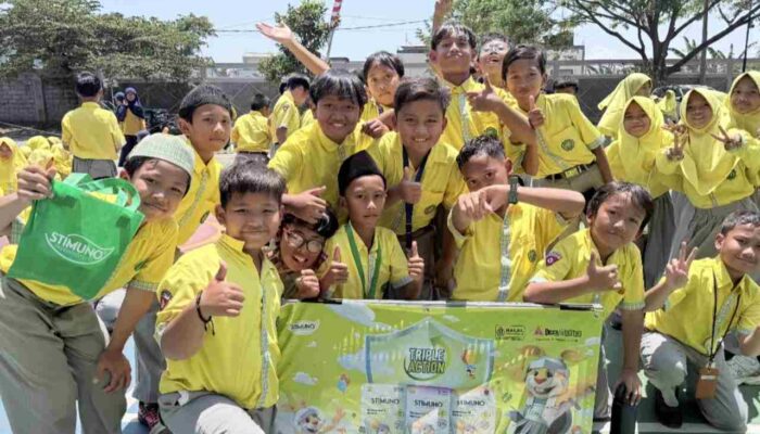 SD Khadijah Wonorejo Gelar Roadshow RTV X Stimuno, Dorong Anak Sehat, Kreatif, dan Percaya Diri
