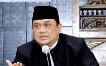 Gibran Mundur atau Diberhentikan?