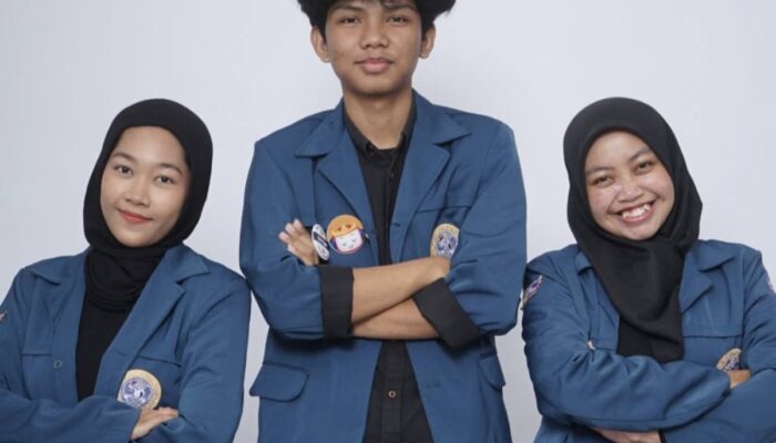 Mahasiswa UNAIR Lolos Finalis PIMNAS 39, Usung Mikroalga untuk Bahan Bakar Pesawat